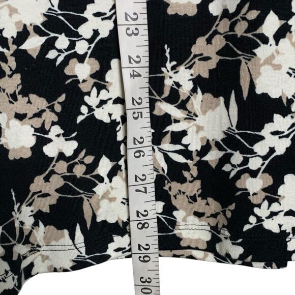 Chico's Top Women's Sz 4 (2X) Top Blushing Blooms Square Neck 3/4 Sleeve Neutral - Picture 7 of 7